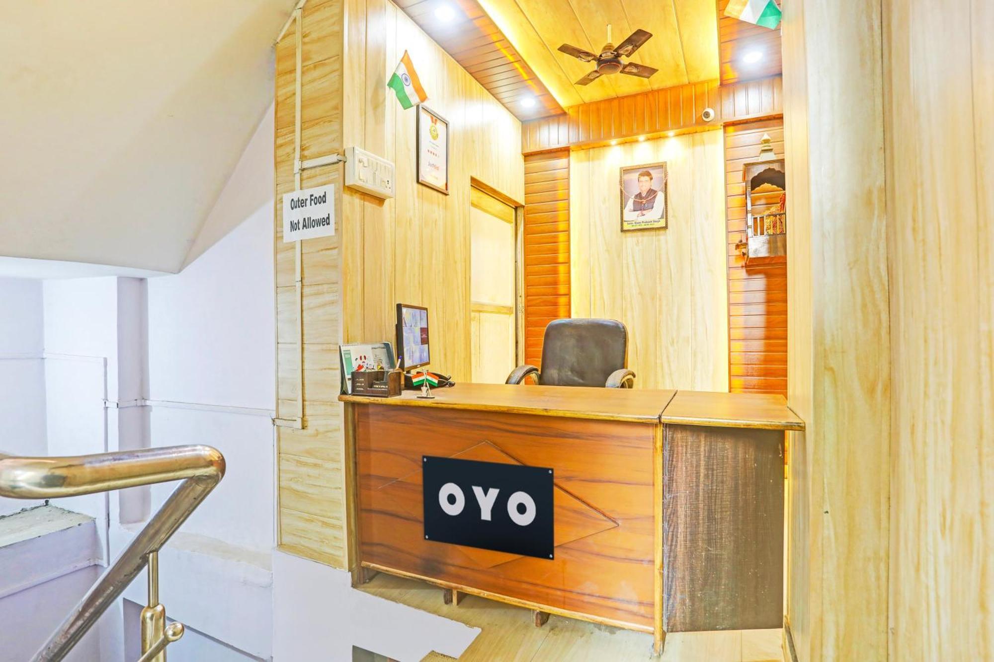 Hotel O Arvi Guest House Варанасі Екстер'єр фото