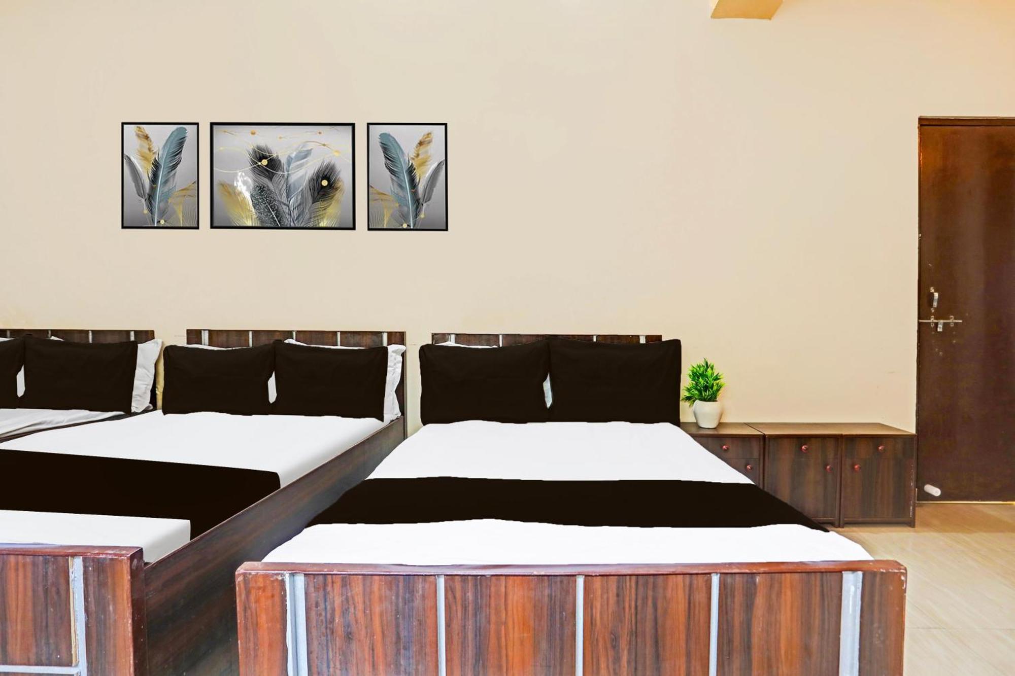 Hotel O Arvi Guest House Варанасі Екстер'єр фото